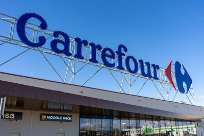 Cora devine Carrefour: până la începutul lunii mai toate hipermarketurile vor...