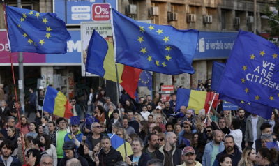 Domnule Simion, toți angajatorii vor români, dar nu îi mai găsesc. Nimeni nu recrutează de plăcere muncitori asiatici, la fel cum nici românii nu se duc de drag să muncească în afară