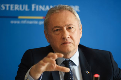 Şeful Fiscului: „20% din impozite şi taxe încă se plătesc cu plăsuţa, stând...