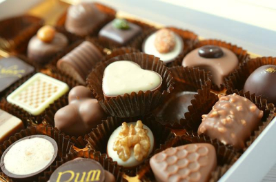 Azi e Ziua Mondială a Ciocolatei. Câtă ciocolată mănâncă românii?